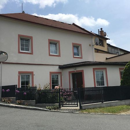 Apartman Pod Synagogou Humpolec Exteriör bild