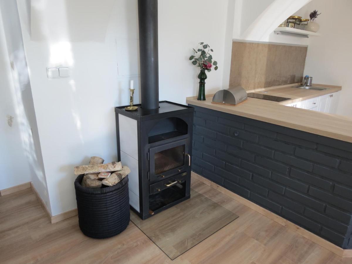 Apartman Pod Synagogou Humpolec Exteriör bild