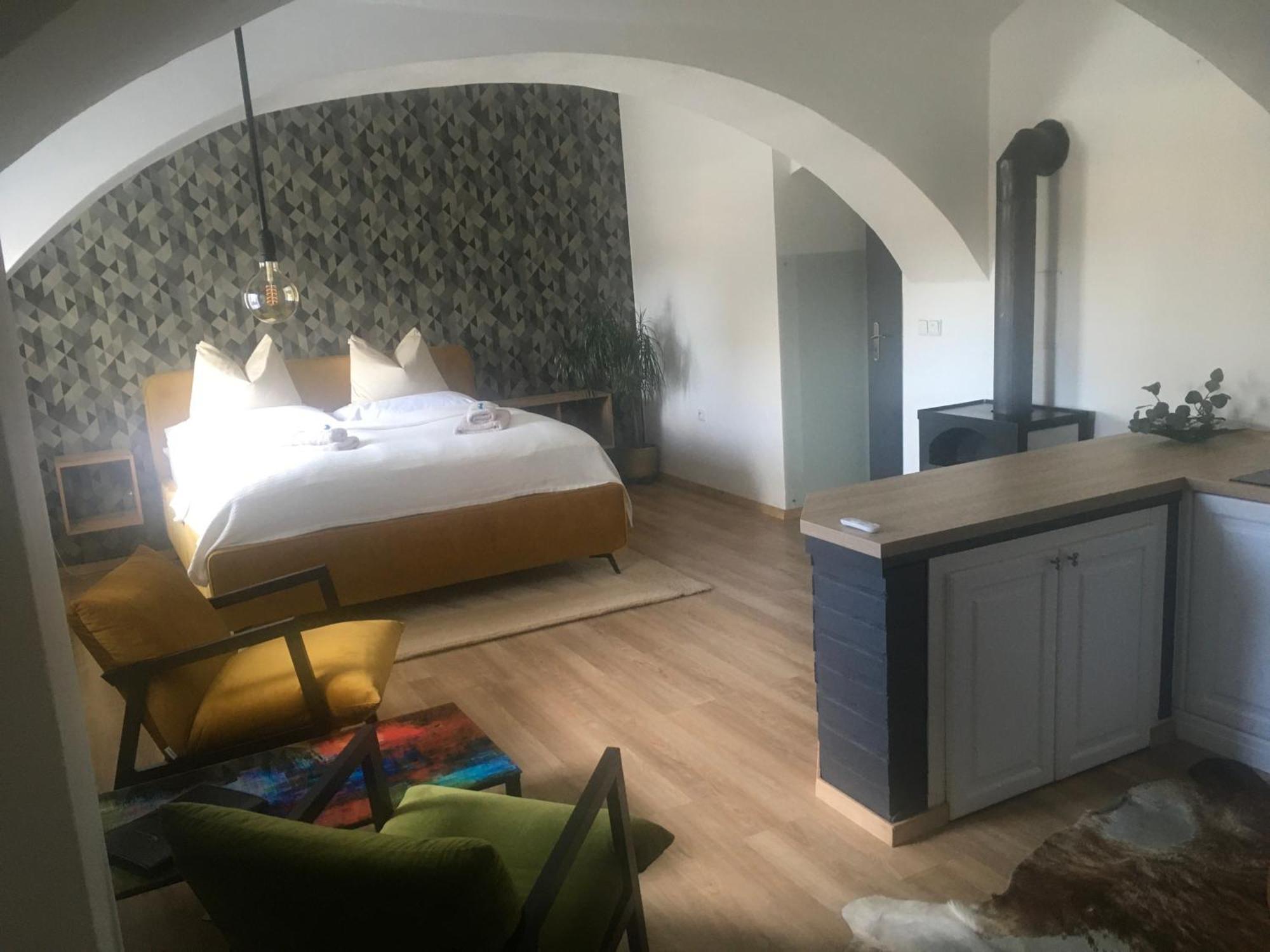 Apartman Pod Synagogou Humpolec Exteriör bild